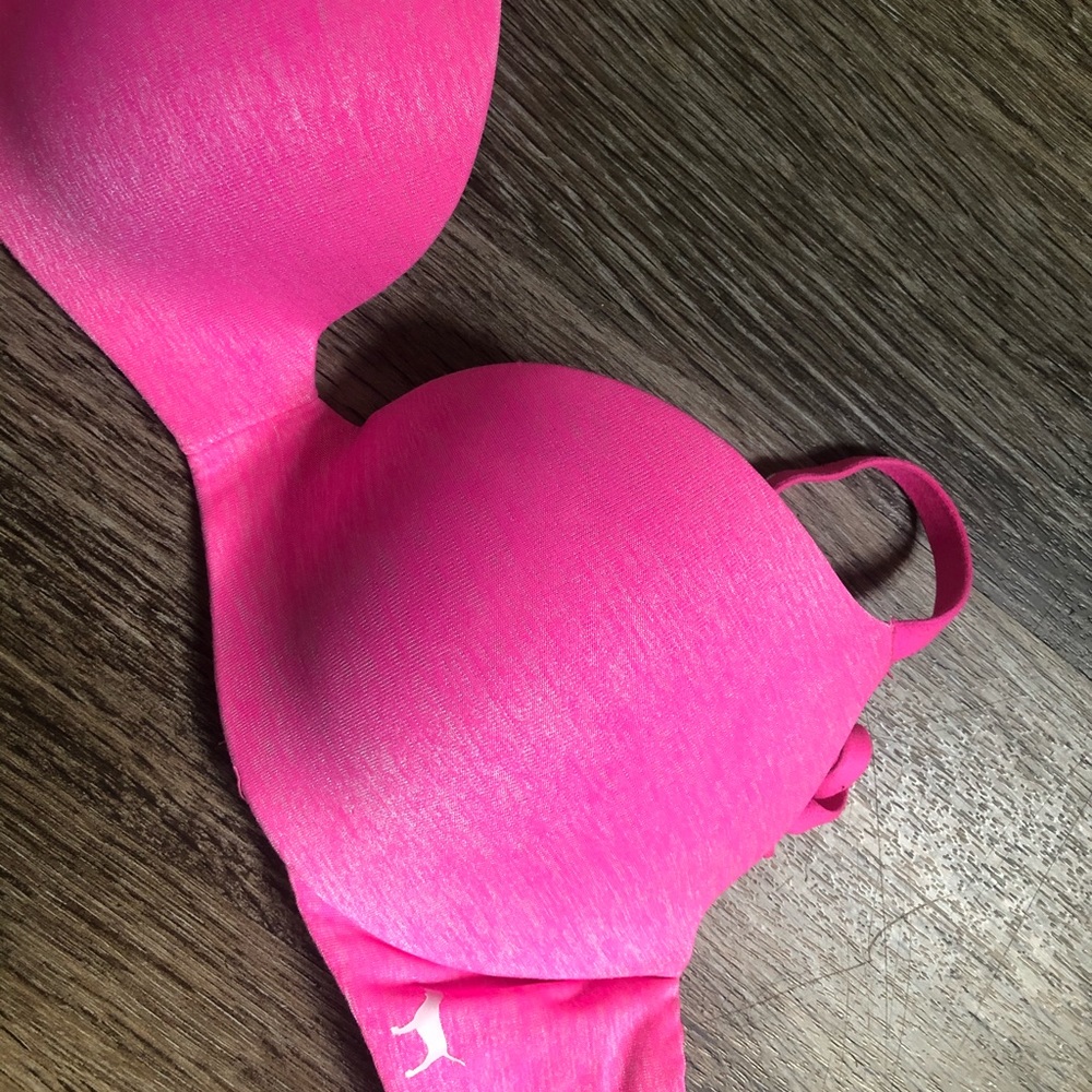 PINK t-shirt push up bra 32B